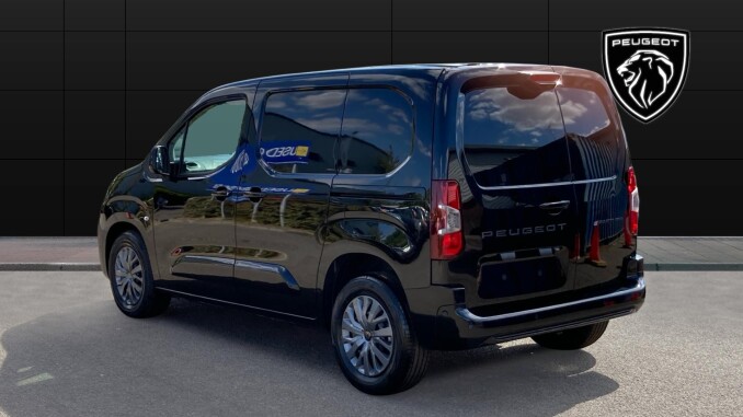 Peugeot Partner E-M 100kW 52kWh Asphalt Van Auto - Image 2